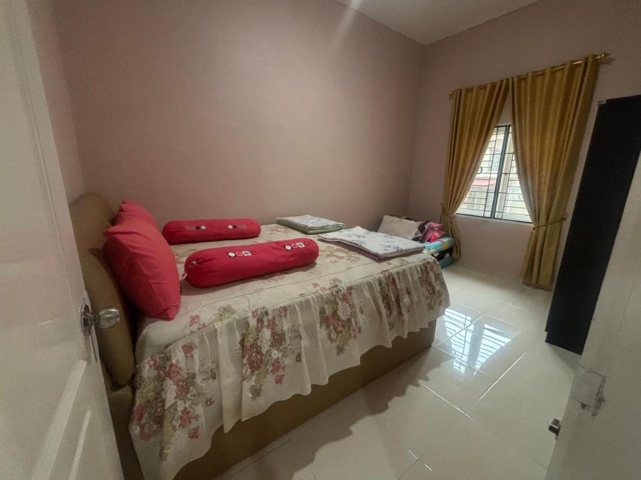 Villa Brastagi Resort Jalan Mimpin Tua Blok C No. 41 Berastagi Eksteriør bilde