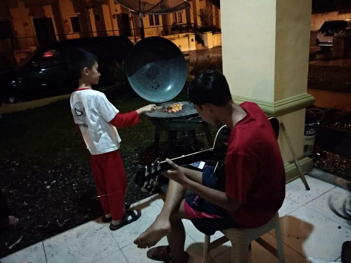 Villa Brastagi Resort Jalan Mimpin Tua Blok C No. 41 Berastagi Eksteriør bilde